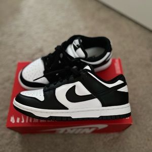 Nike Dunk Low Panda